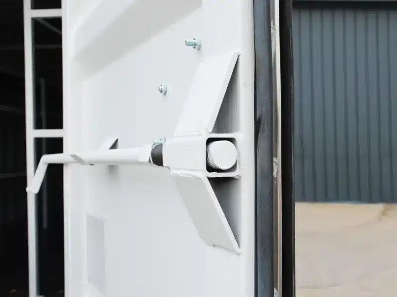 Fermeture de sécurité, verrouiller son conteneur, Système de visse sans fin, eurobox vendeur d'accessoire de container, sécuriser son conteneur système inviolable